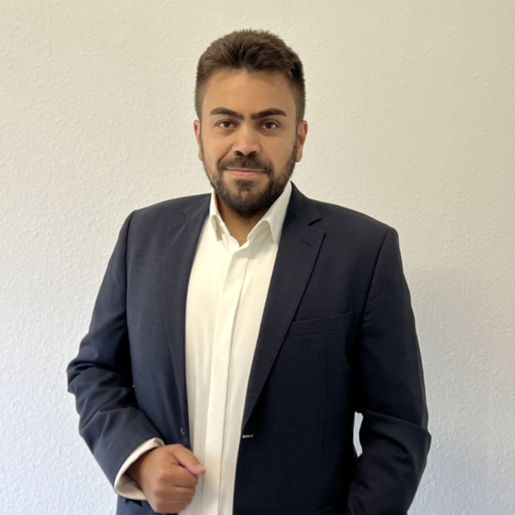 Cevat Emlikli